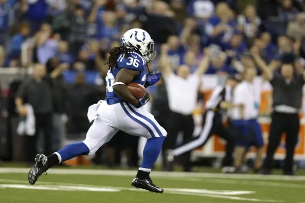 Deji Karim se vistió de héroe en victoria de Indianapolis