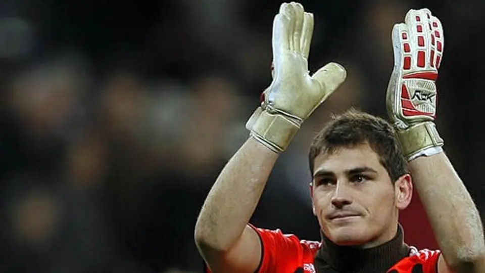 Casillas igualará este domingo a Iribar con 466 partidos en La Liga