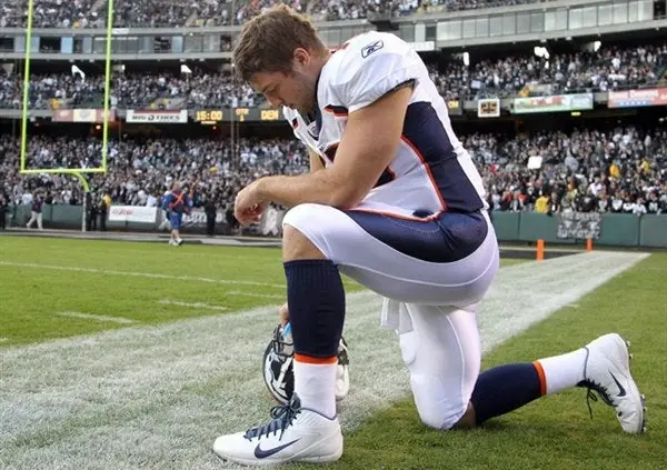 'Tebowing' ya es marca registrada