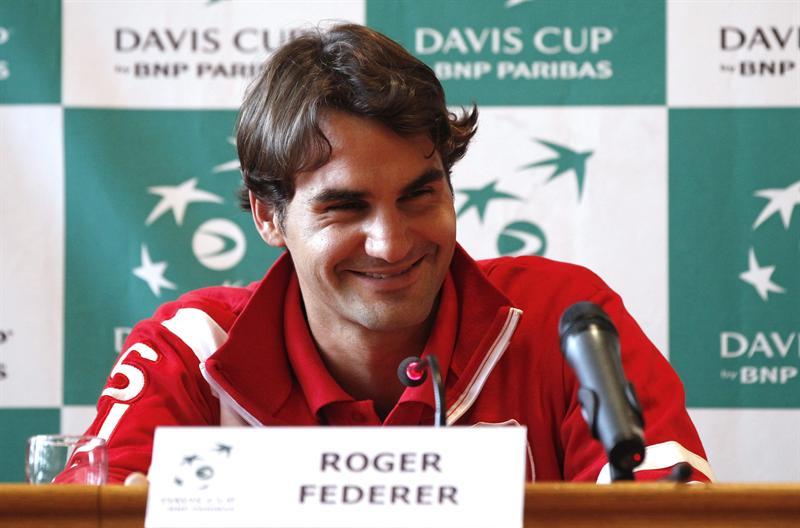 Roger Federer en la conferencia de prensa durante la presentación de equipos para Copa Davis en Suiza. FOTO: EFE