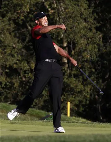 2011: Tiger Woods amenaza con regresar
