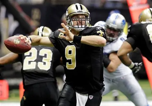 Brees llevó al triunfo a Santos 31-17 sobre Detroit