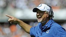Chuck Pagano se aleja de Indianápolis