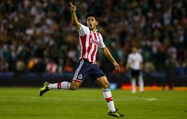 Chivas se lleva los 3 puntos de León | MIGUEL PONTÓN
