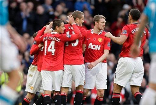 El United se fue adelante con un autogol de Brown. FOTO: AP