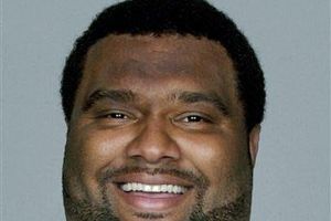 Falleció Chester McGlockton, ex jugador de Raiders