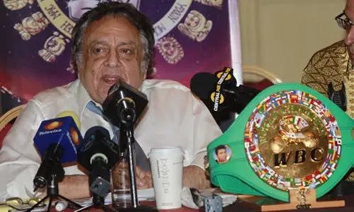 Sulaimán afirma que Muhhamad Ali podría venir a México