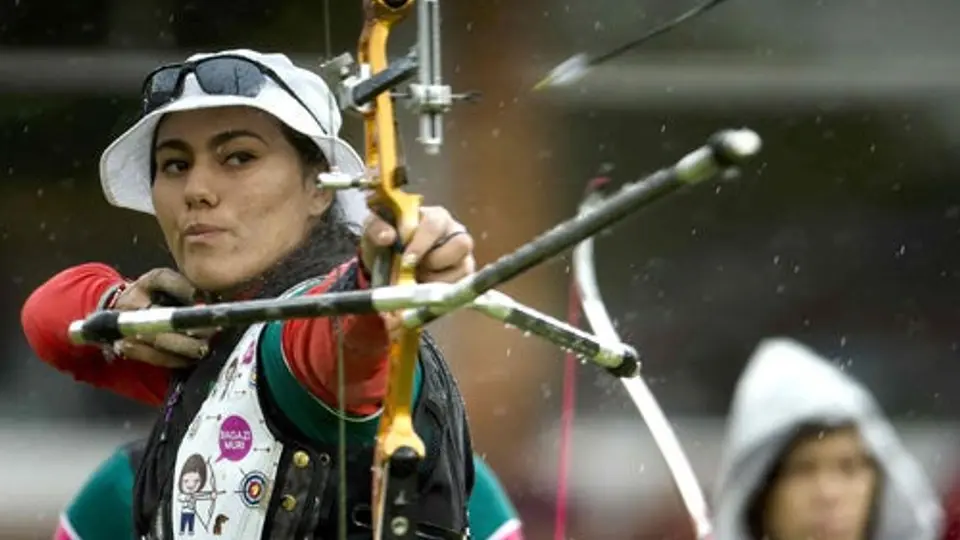 México avanza a Semis' de Tiro con Arco por equipos