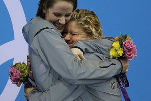 Estados Unidos supera a China en el medallero