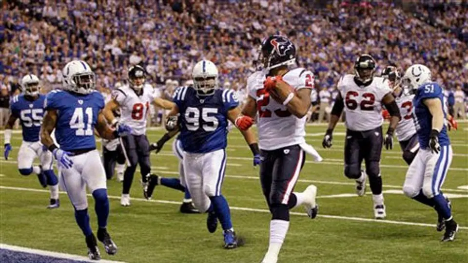 Ex jugadores demandan a la NFL por ocultar casos de conmoción cerebral