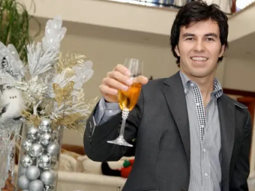 "Ha sido fácil acoplarme rápido a la Fórmula Uno": Checo'