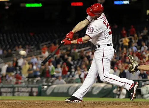 Nacionales derrotan a Mets en 12 entradas