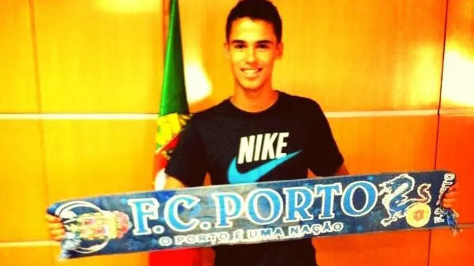 Diego Reyes jugará para Porto en el 2013