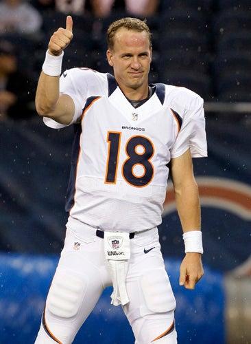 Peyton Manning es el nuevo mariscal de los Broncos | AP