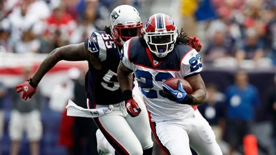 Osos despiden a Anderson y los Bills traspasan a Lynch
