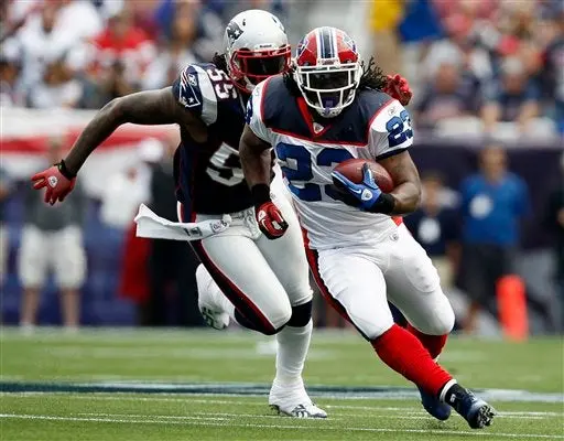 Osos despiden a Anderson y los Bills traspasan a Lynch