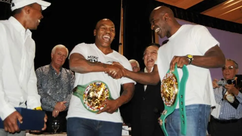 Holyfield y Tyson hacen las paces 14 años después