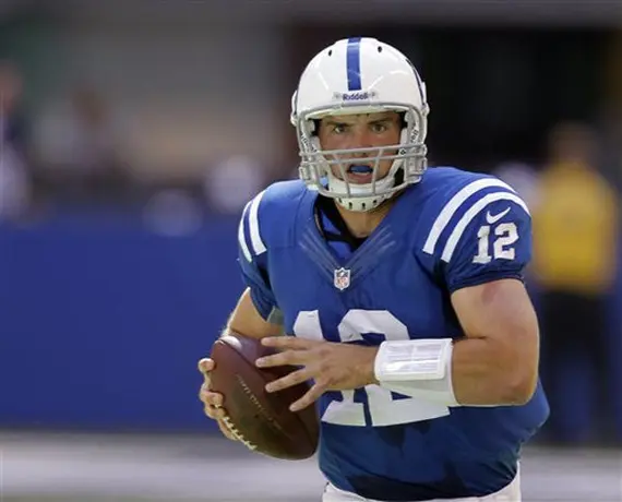 Luck consigue su primer triunfo ante Vikingos