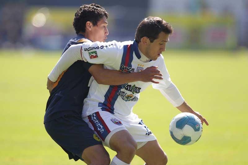 El duelo fue a puerta cerrada. FOTO: ÓSCAR RAMÍREZ