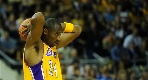 Jugador del Regal Barça reta a Kobe: "ponte el dinero en la boca y juega uno contra uno"