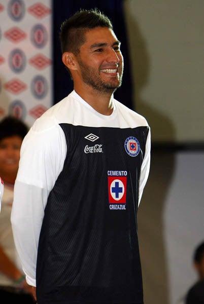 Los celestes presentaron de forma oficial su nueva indumentaria. FOTO: MEXSPORT