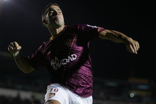 Estudiantes vence 3 - 2 a Monterrey (FOTO: YOLANDA ESCOBAR)