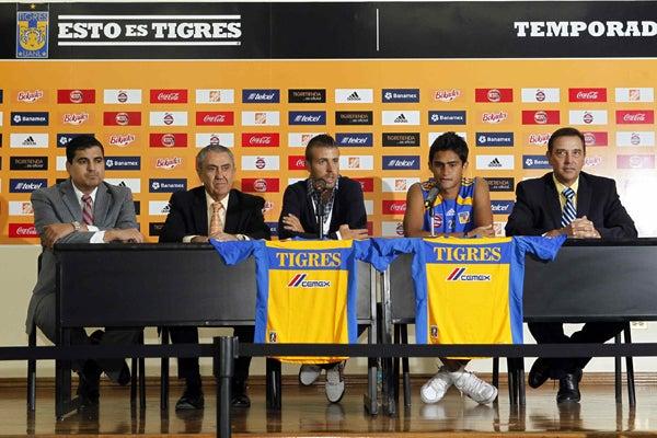 Rene Zamora también fue presentado l MEXSPORT