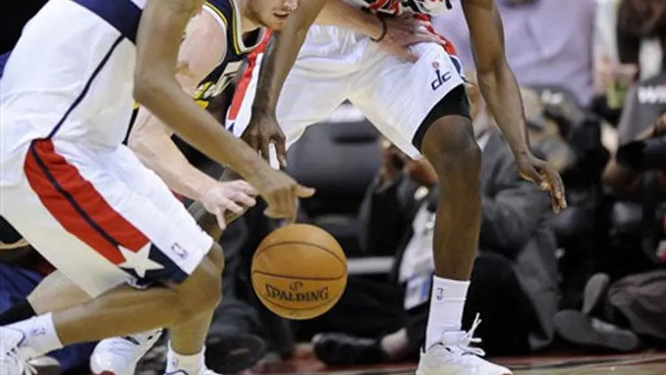 Wizards caen ante el Jazz y siguen sin ganar
