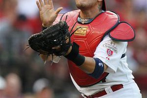 Yadier Molina se pierde Juego de Estrellas tras muerte de familiar