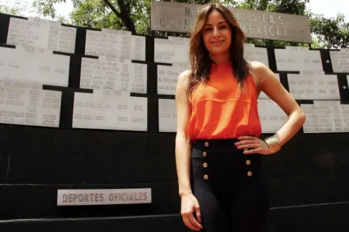 Paola Espinosa se concentra rumbo a Londres 2012