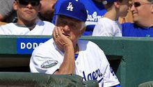 Lasorda, hospitalizado tras infarto