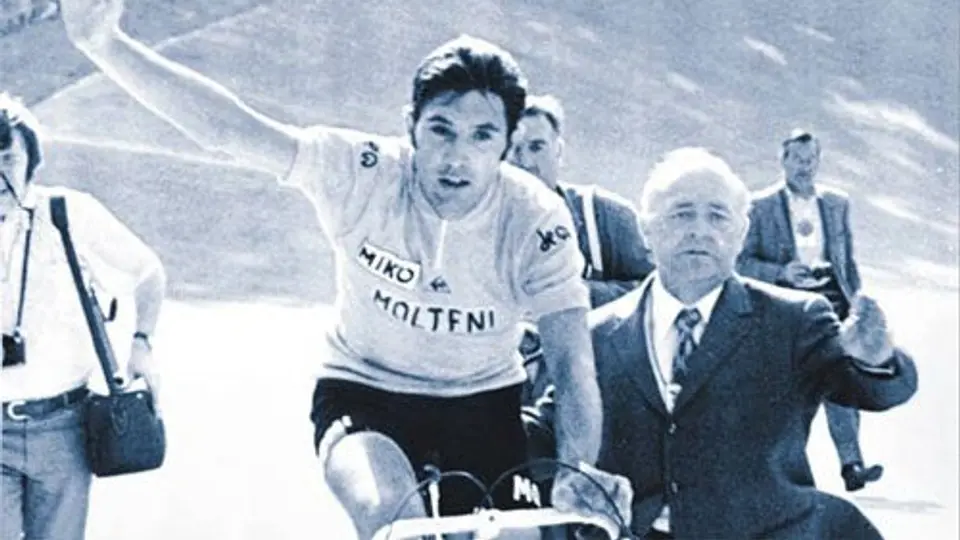 Merckx, lamenta la crisis que atraviesa el ciclismo