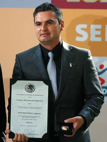 Iván Bautista considera que clavadistas merecen PND