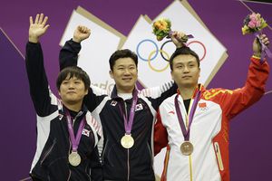 Corea del Sur hace el 1-2 en tiro con pistola 50 metros