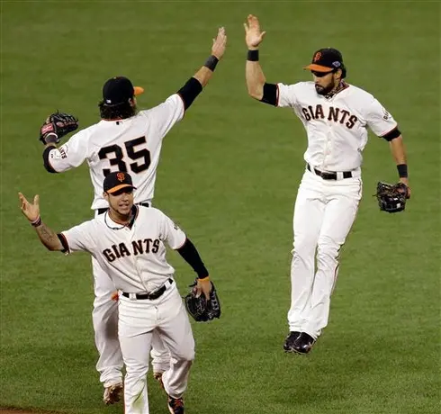 Gigantes derrota a Cardenales y obliga al séptimo juego