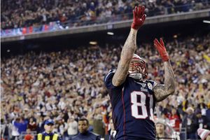 Brady y los Patriotas aplastaron a Houston