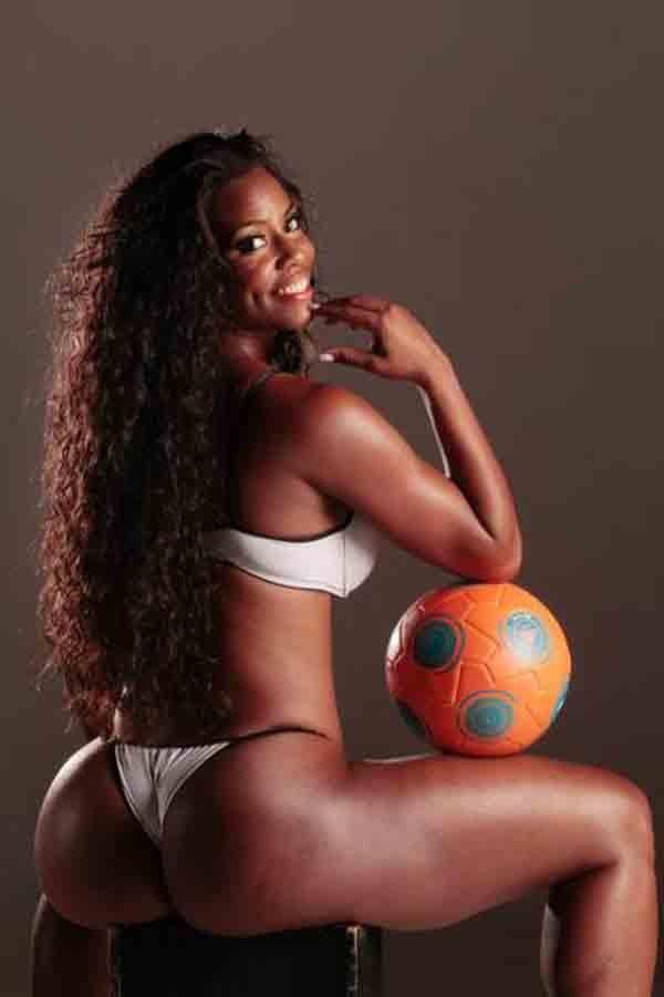 La llaman 'Seedorfa' por su gran juego y parecido a Clarence Seedorf | ESPECIAL