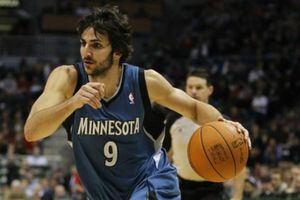 Minnesota renueva a Ricky Rubio