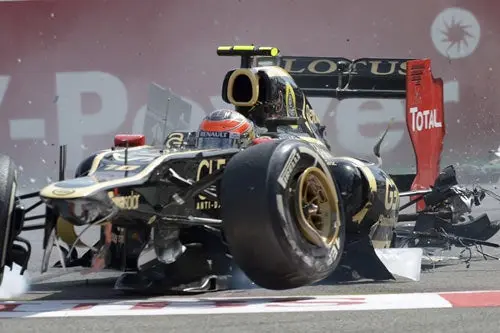 Suspenden una carrera a Romain Grosjean