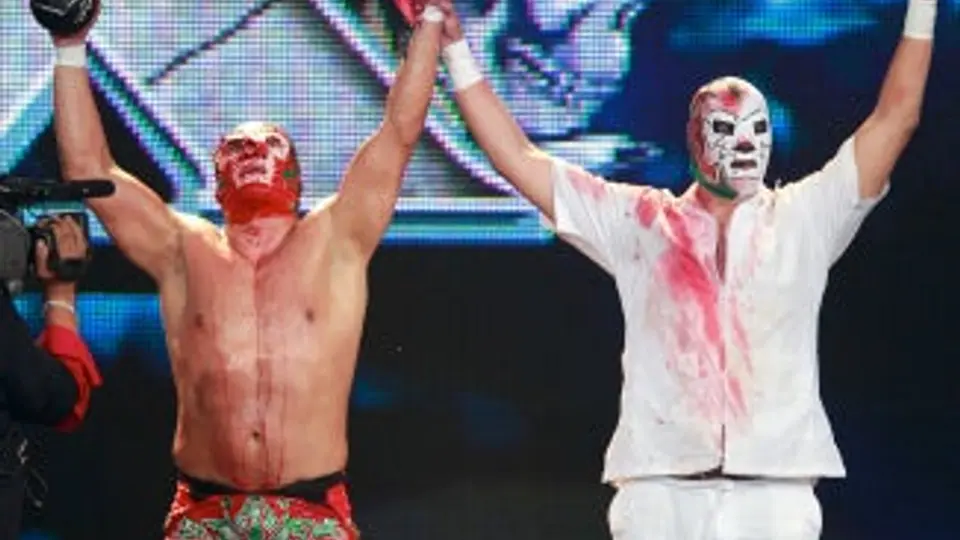 Dr. Wagner Jr. gana y conserva su máscara en Triplemanía XX