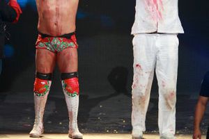 Dr. Wagner Jr. gana y conserva su máscara en Triplemanía XX