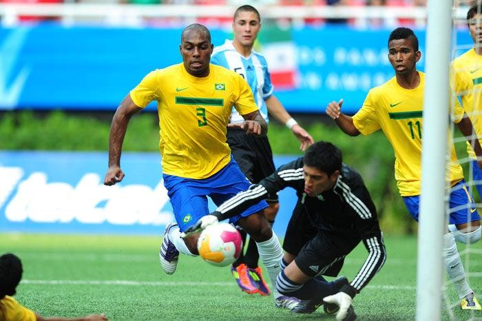 Argentina y Brasil empatan 1-1 en el futbol varonil. FOTO: MEXSPORT