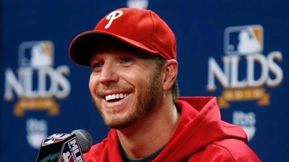 Don Larsen felicita a Roy Halladay por juego sin hit ni carrera