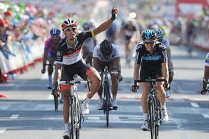 Italiano Bennati gana la etapa 18; Contador sigue de líder