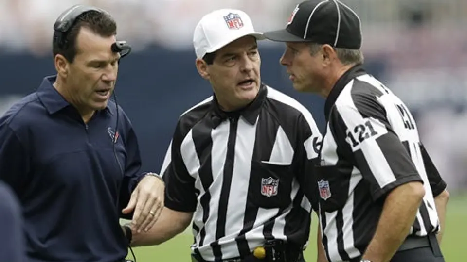 NFL y árbitros intentan solucionar paro