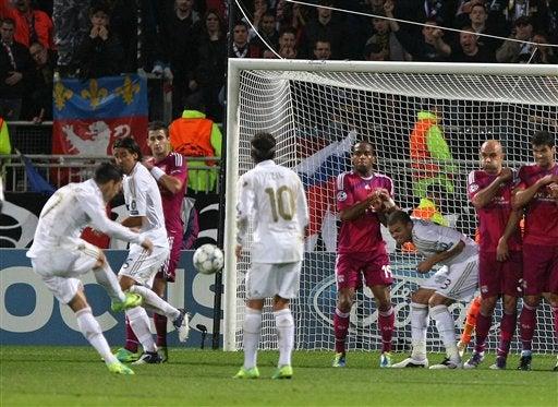 Cristiano Ronaldo marca al minuto 24 un golazo de tiro libre. FOTO: AP