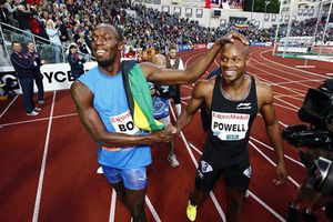 Bolt vuelve a derrotar a Powell