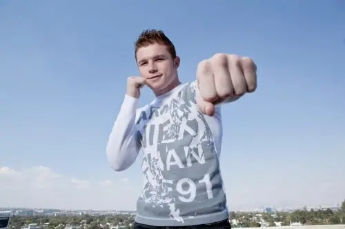 Canelo pone boletos al 2X1 ante Cintrón