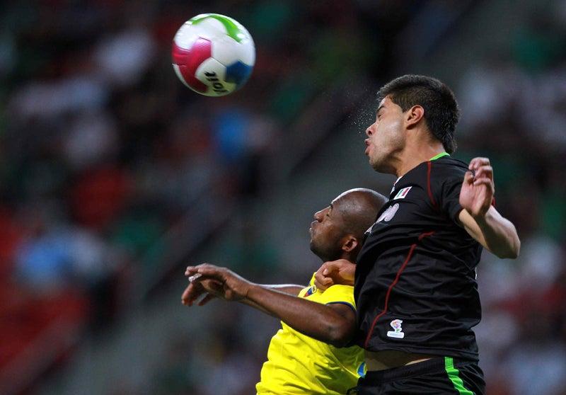 En los primeros minutos los mexicanos fueron sorprendidos por la escuadra ecuatoriana. FOTO: MEXSPORT