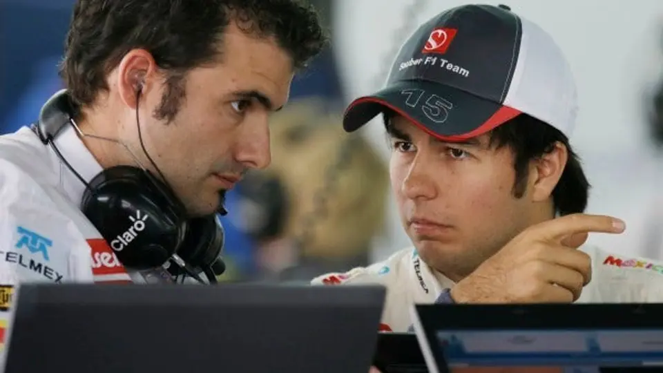 'Checo' Pérez cancela actividades por resfriado